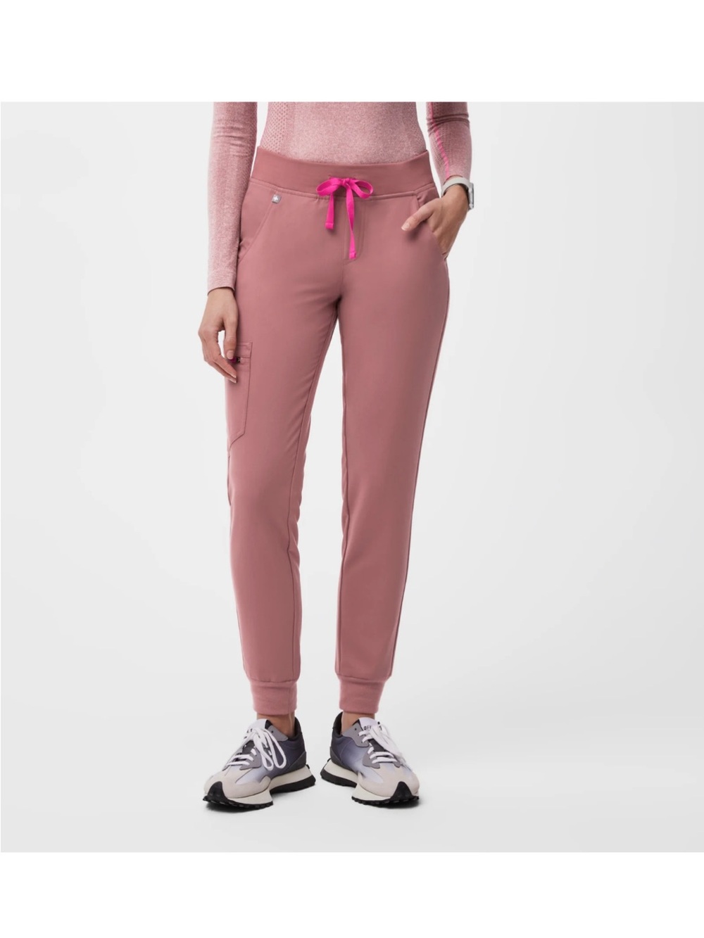 Mauve Zamora™ - Petite Jogger Scrub Pants